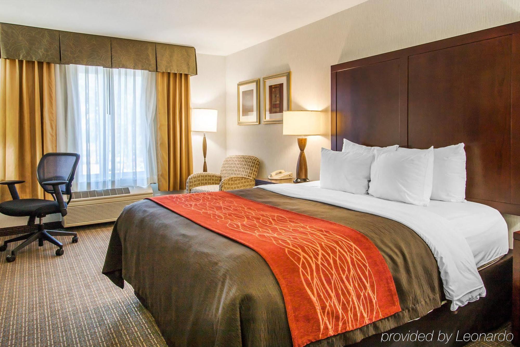 Comfort Inn & Suites-Portland Airport Екстериор снимка