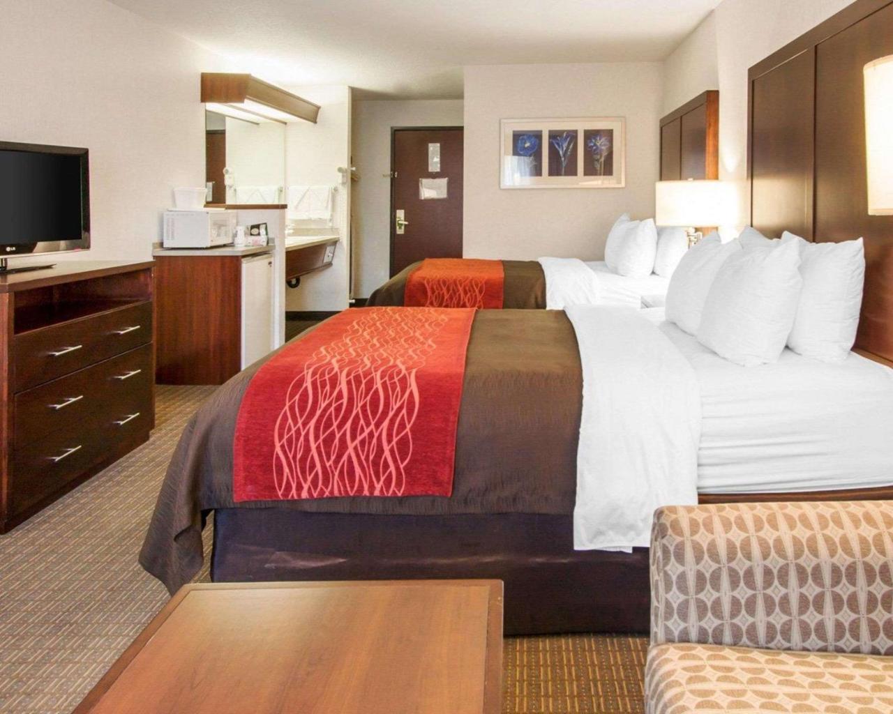 Comfort Inn & Suites-Portland Airport Екстериор снимка