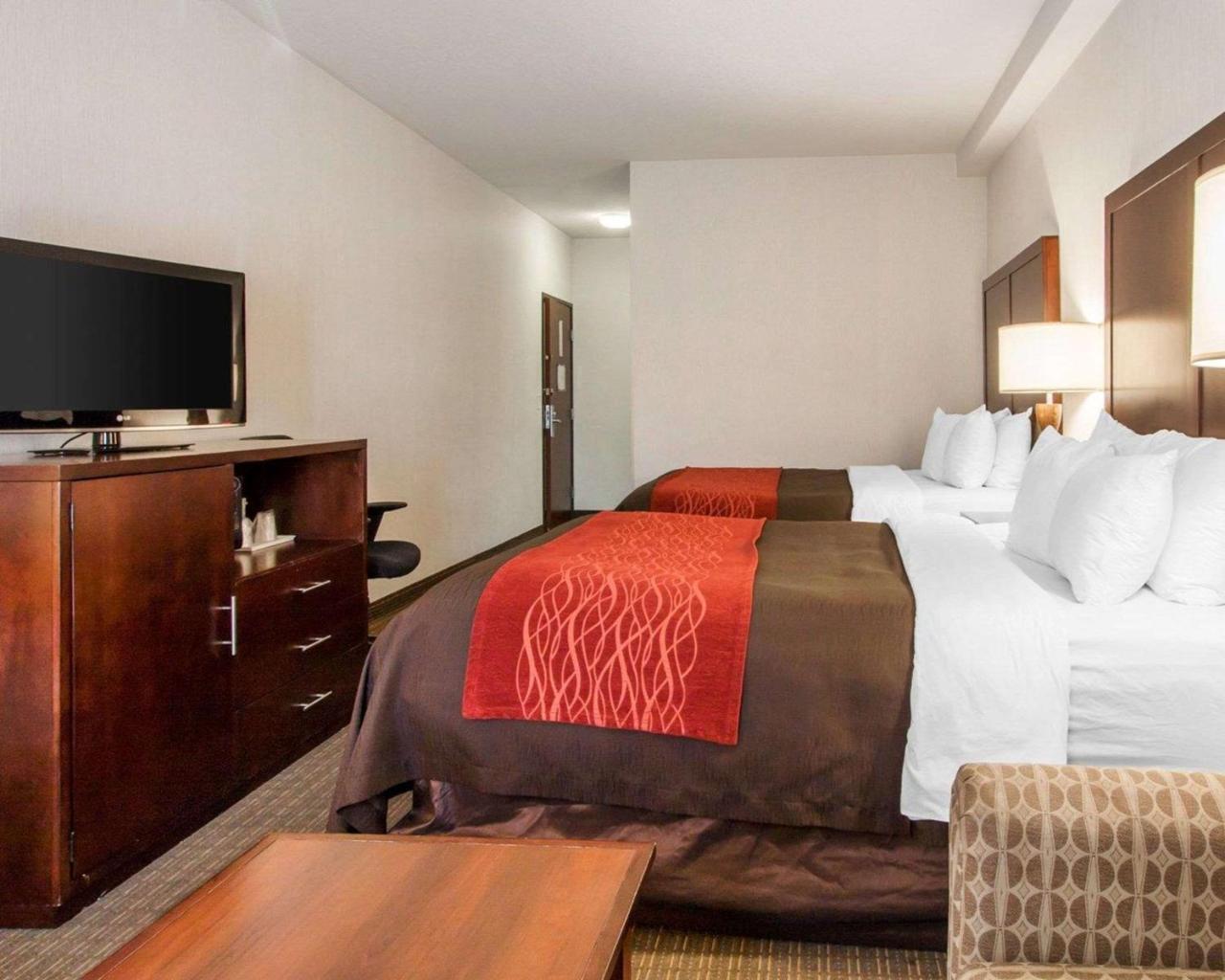 Comfort Inn & Suites-Portland Airport Екстериор снимка