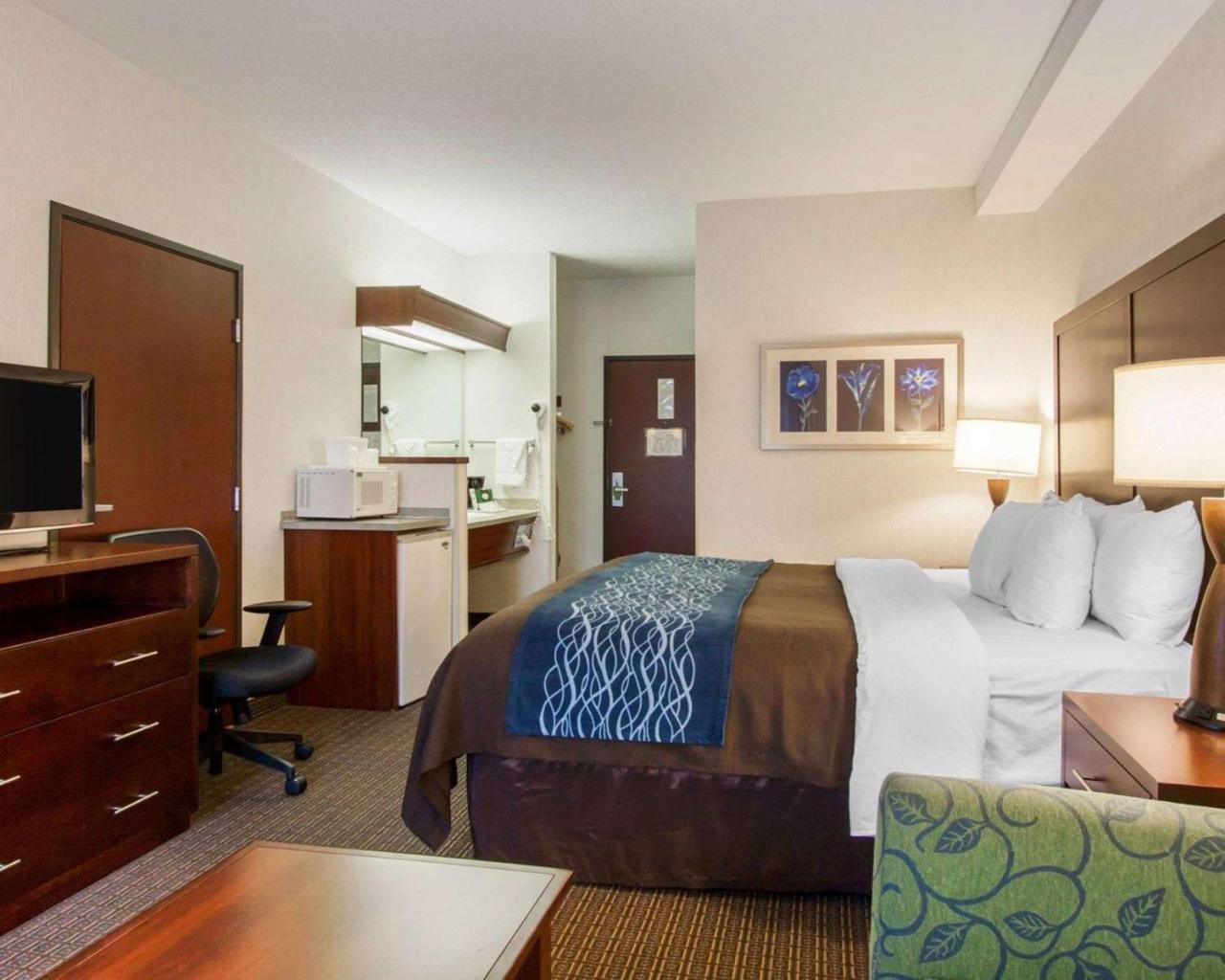 Comfort Inn & Suites-Portland Airport Екстериор снимка