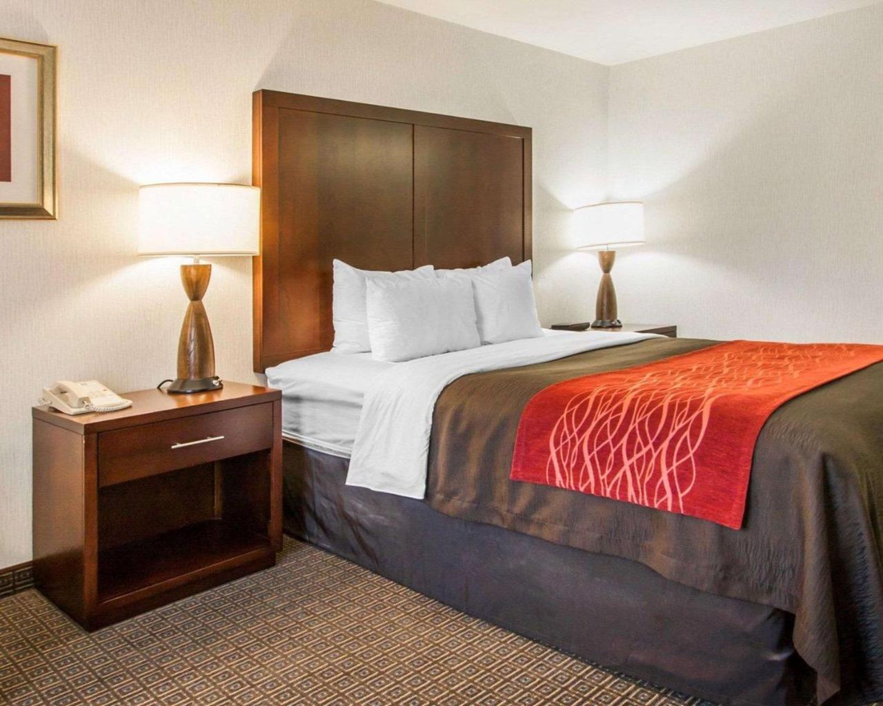 Comfort Inn & Suites-Portland Airport Екстериор снимка